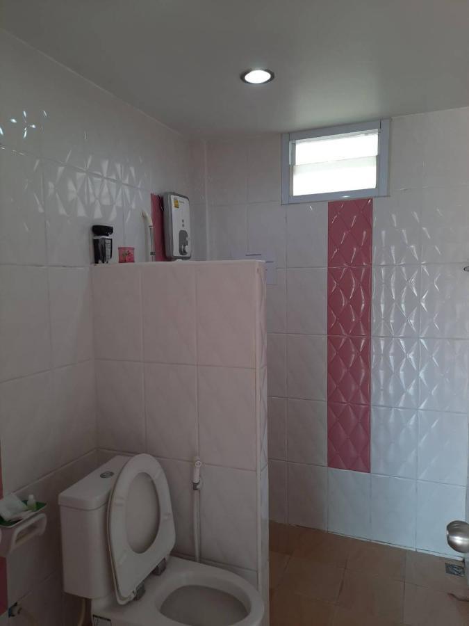 Apartmán The Luxury Amphoe Sawang Daen Din Exteriér fotografie